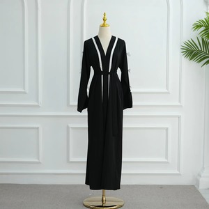 Abaya Marrón para Mujer con Ribete Blanco, Manga Larga, Cuello en V, Largo hasta el Suelo, Vestido Modesto, Corte Holgado, Uso Diario, Estilo de Oriente Medio - Product Image 5
