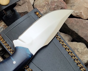 Couteau de survie professionnel pour la chasse avec lame en acier inoxydable pour les randonnées et les pêches en plein air - Product Image 5