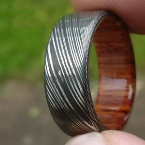 Anillo de boda de acero damasco unisex/anillo de compromiso hecho a mano directo fabricante de cuchillos de acero inoxidable OEM diseño personalizado DIY - Product Image 2