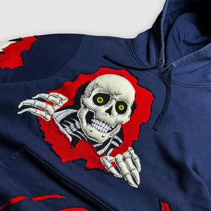 Sweat à capuche streetwear pour homme 2026 |   Patchwork brodé de crânes |   Sweat-shirt à capuche personnalisé avec logo OEM - Product Image 2