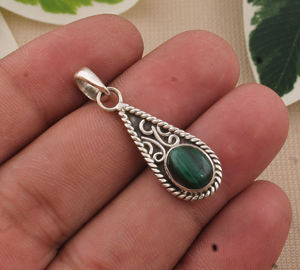 Pendentif vintage en malachite naturelle, argent sterling 925 plaqué platine, véritable collier en malachite verte, bijoux en pierre d'argent - Product Image 5