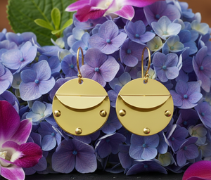 Pendientes Circulares de Latón Hechos a Mano, Minimalistas, Geométricos, Resistentes al Deslustre, Acabado Dorado, Joyería Elegante para Mujer - Product Image 6