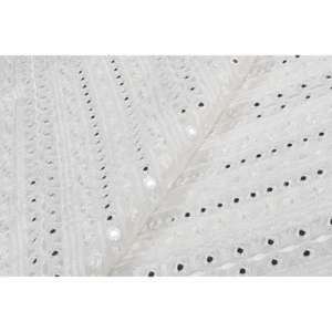 Tissu Georgette Teintable Blanc Cassé pour Broderie, Motif Géométrique Uni, 44 Pouces de Large au Mètre - MirrorTFAB DYE GEO 031 - Product Image 1