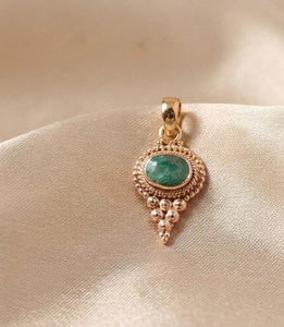 Natural Oval Green <b>Emerald</b> Gemstone 925 Sterling Silver <b>Pendant</b> Rose Gold Plated Handmade Vintage Jewelry Bezel Setting Floral - Product Image 3