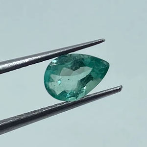 Auténtica Piedra Preciosa de Esmeralda Natural, Corte Pera, Color Verde, Piedra Suelta Zambiana para Joyería - Product Image 1