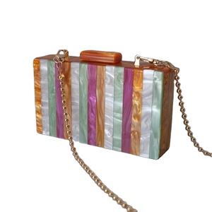 กระเป๋าถือแฟชั่นประดับด้วยเรซินสไตล์โบฮีเมียนสำหรับผู้หญิงชุดของขวัญแต่งงาน - Product Image 3