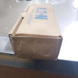 Válvula de solenoide hidráulica Vickers, nueva, original de la marca, Serie de la serie de La DANFO-S - Product Image 4