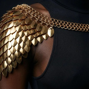 Epaulettes de Armadura de Cadena Escamas de Dragón, Armadura Gótica para Hombros, Estilo Burning Man - Imitación Antigua, Dorado Brillante, Azul Cielo - Product Image 3