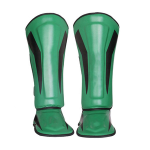 Espinilleras de Kickboxing Ajustables de Cuero PU de Fábrica OEM con Cierre de Gancho y Bucle Seguro, Espinilleras de Boxeo Personalizadas con Etiqueta Privada - Product Image 6