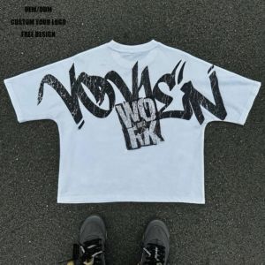 Camiseta Personalizada de Estilo Urbano con Corte Recortado y Hombros Caídos |   Jersey de algodón de 240 GSM |   Suministro Directo de Fábrica OEM - Product Image 3