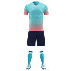 Uniforme de Fútbol Personalizado, Conjunto de Camiseta y Pantalones Cortos de Fútbol por Mayoreo, Sublimación, Ropa Deportiva para Equipos, Fabricante OEM ODM - Product Image 3