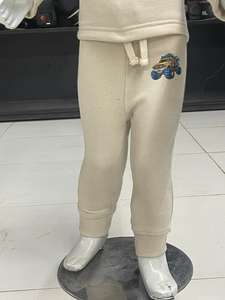 Ensemble de vêtements doux pour enfants, design personnalisé Five-B, sweat-shirt en molleton et pantalon de jogging, tenue de jeu pour enfants avec service OEM - Product Image 6