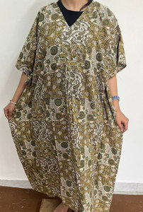 Elegante Vestido Kaftan de Algodón Estampado con Toque Tradicional y Atractivo de Moda Contemporánea - Product Image 4