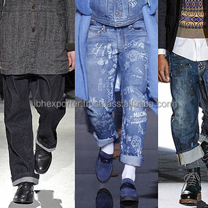 Vaqueros estampados de diseñador para hombre a precio bajo - Product Image 1