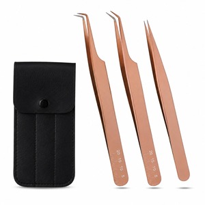 Ensemble de 3 pinces à cils en or rose, en acier inoxydable, pointe incurvée et droite de précision, outils de beauté pour le volume des cils, avec étui - Product Image 1