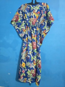 Caftán Indio Hecho a Mano, Ecológico, de Algodón Azul con Estampado de Aves, Vestido Casual Holgado, Cintura Natural, Kimono Ligero - Product Image 4