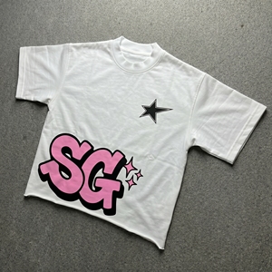 Camiseta SG Rosa y Blanca de Manga Corta con Cuello Redondo para Hombre, Estilo Casual Oversize, 100% Algodón Jersey - Product Image 3