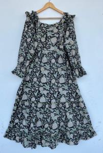Vestido Maxi de Algodón con Estampado Floral Negro para Mujer, Cuello Cuadrado con Volantes, Manga Larga, Estilo Bohemio, Casual, para Verano - Product Image 1