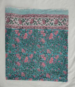 Paréo de plage léger en coton fait main, imprimé floral, style bohème, écologique, 1 pièce (avant) - Product Image 1