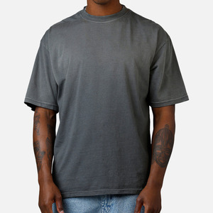 Nouveau T-shirt à col rond gris foncé pour hommes, de haute qualité, fabriqué au Pakistan, matière de qualité supérieure, coupe décontractée, T-shirts pour hommes - Product Image 5