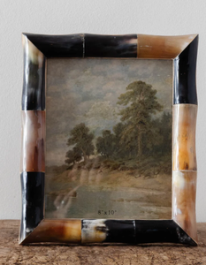 Marco de fotos de cuerno Natural de calidad superior hecho a mano, hermosos colores, chipset meticulosamente pegado, pulido a mano suave disponible - Product Image 1