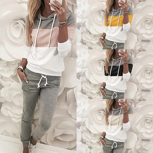 Survêtement moderne pour femme, conçu pour un style de vie décontracté, avec tissu doux, coupe décontractée et look épuré, parfait pour un confort quotidien. - Product Image 6