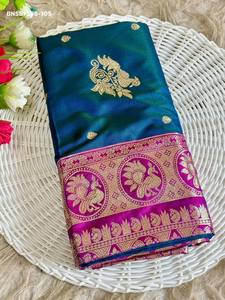 Collection Premium de Saris en Soie Paithani avec Motifs Animaux sur Toute la Surface et Bordure Riche, Tissage Pallu Peshwai, Mode Féminine - Product Image 3