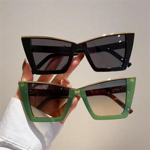 Gafas de Sol de Moda con Protección UV400, Estilo Ojo de Gato, Logotipo Personalizado, Gafas de Sol Modernas para Fotos Urbanas - Product Image 1