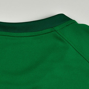 Tenue de football la plus vendue, tissu doux, logo personnalisé, vêtements de sport, uniforme de football pour jeunes et adultes - Product Image 4
