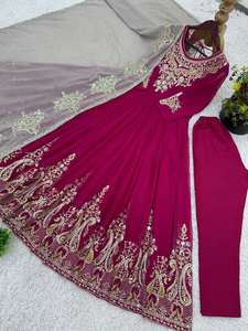 Vestido de Novia Estilo Pakistaní para Niñas con Blusa de Chifón Bordada con Lentejuelas 77203 - Product Image 6