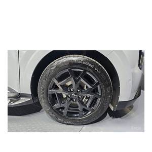 Kia Carnival HEV 2024 de 7 Plazas con Asientos de Cuero, Caja de Cambios Automática, Cámara Trasera, 37,611 km, Color Gris Grafito - Product Image 5