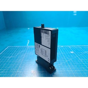 Acondicionador de Señales M-SYSTEM Serie M2VS M2VS-4A-R/UL Usado Como Está, Piezas de Equipos Semiconductores Legados - Product Image 1