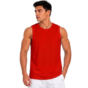 Camiseta sin Mangas Unisex Roja con Cuello Redondo - 100% Poliéster, Tejido de Malla de Secado Rápido - Product Image 1