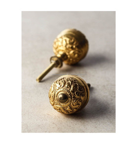 Boutons en laiton artisanaux pour armoires en bois, commodes, unités de rangement – Amélioration classique et rustique pour meubles - Product Image 1