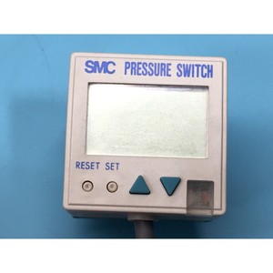 สวิตช์แรงดันดิจิทัล ISE4L-T1-25 SMC อุปกรณ์เซมิคอนดักเตอร์และชิ้นส่วนที่ไว้ใจได้ทั่วโลก - Product Image 3