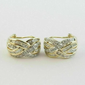 Pendientes de Aro de Lujo Tishya con Diamantes Moissanite, Plata de Ley 925 Bañada en Oro, Corte Baguette, Aspecto de Diamante, 5.8g, Joyería Fina para - Product Image 1