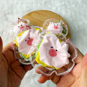 CHENXI Mini Llavero de Hamburguesa de Cerdo, Juguetes Blandos Antiestrés Fidget Taba para Niños - Product Image 2