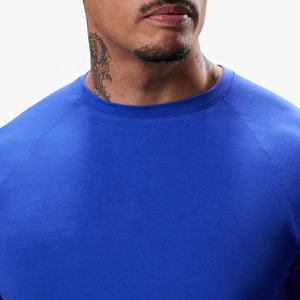 Camiseta de Manga Corta Azul para Hombre, Corte Ajustado, Cuello Redondo, Color Sólido Informal, Tejido de Punto, 100% Poliéster, Secado Rápido - Product Image 5