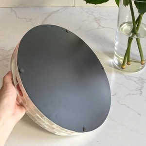 ถาดเสิร์ฟหวายฝังมุกทำมือใหม่ พร้อมจานรองแก้วและที่วาง ดีไซน์ทรงกลม เป็นมิตรกับสิ่งแวดล้อม สำหรับใช้ในบ้านและร้านอาหาร - Product Image 4