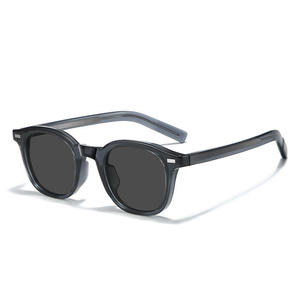 TR90 Vintage YH Model 8653 Unisex <b>Square</b> <b>Sunglasses</b> UV400 Protection Polarized Lenses Custom Logo for Outdoor Sports-Factory - Product Image 4