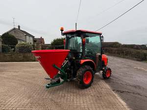 Precio de Fábrica de Alta Calidad para Mini Tractor B2350 25HP 4WD COMPACTO, Tractor Agrícola con Transmisión por Engranajes, Garantía de 3 Años - Product Image 3
