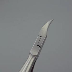 Coupe-ongles professionnel en acier inoxydable, à pointe incurvée/droite, pointe acérée, ouverture large, portable, pour usage adulte, style simple - Product Image 6