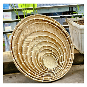 Cesta de bambú para limpiar granos, hecha de tiras de bambú macizo, para decoración de pared y estilo rústico, origen Vietnam. - Product Image 4