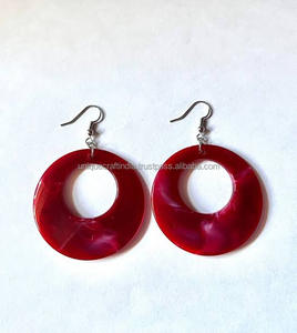 2025 excellente qualité boucles d'oreilles résine Simple mode en gros Top tendance boucles d'oreilles femme bijoux à prix compétitif - Product Image 3