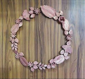 Corona Floral Metálica Hecha a Mano, Redonda, Rústica, Decorativa, con Flores, Sin Iluminación, Paquete Individual, Artesanía de Alta Calidad - Product Image 1