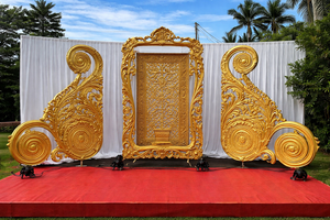 ฉากแต่งงานอินเดียใต้ ชุดเสาไฟเบอร์สีทอง ตกแต่งเวทีงานแต่งงาน ดีไซน์ฉากหลังงานแต่งงานสุดหรูทันสมัย ลอสแอนเจลิส - Product Image 6