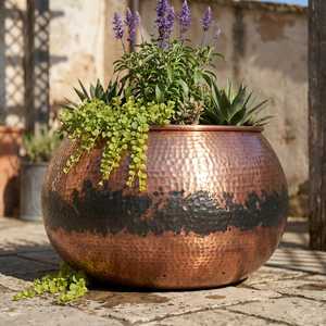 Jardinière ronde en cuivre martelé, style rustique, pour extérieur, pot autoportant, récipient décoratif pour plantes, ensemble de grandes jardinières arrondies - Product Image 3