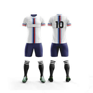 Vente en gros de maillots et uniformes de football pour hommes entièrement personnalisés - Manches courtes, respirants, imprimés, design gratuit - Product Image 1