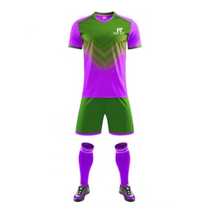 Vêtements de sport confortables pour hommes, uniforme de football 100% polyester, uniforme de football sur mesure pour hommes - Product Image 3