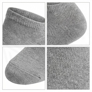 Chaussettes courtes grises unies en tricot respirant pour usage quotidien décontracté pour adultes - Product Image 4